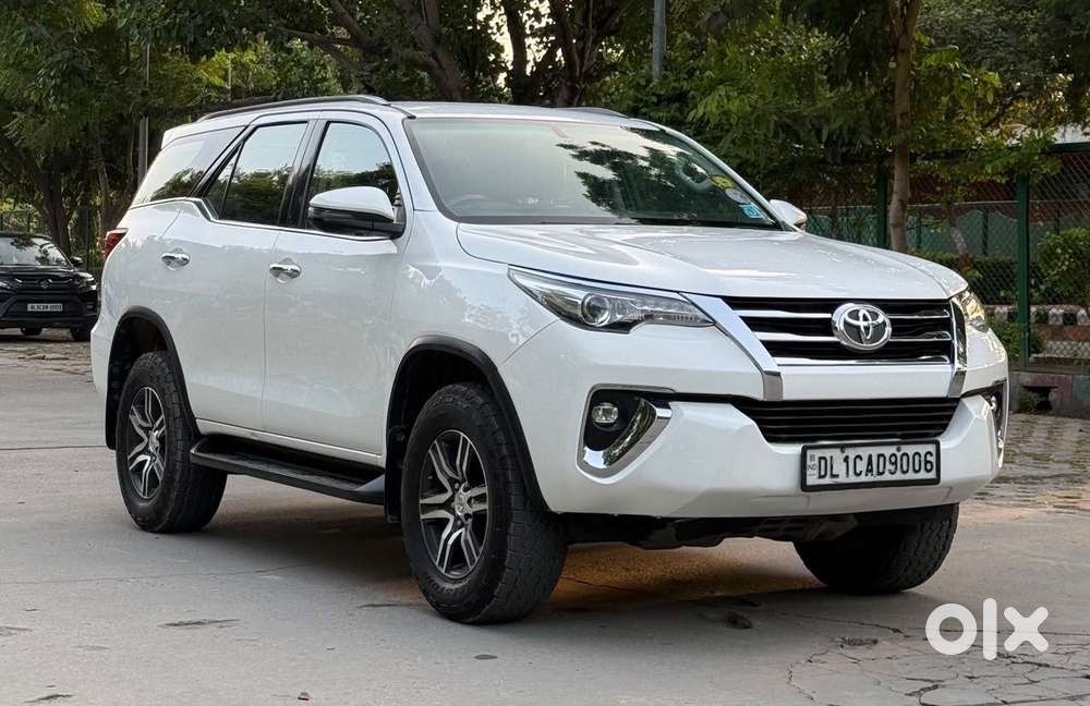 Toyota Fortuner 4x2 At 2.7 Petrol, 2020, Petrol