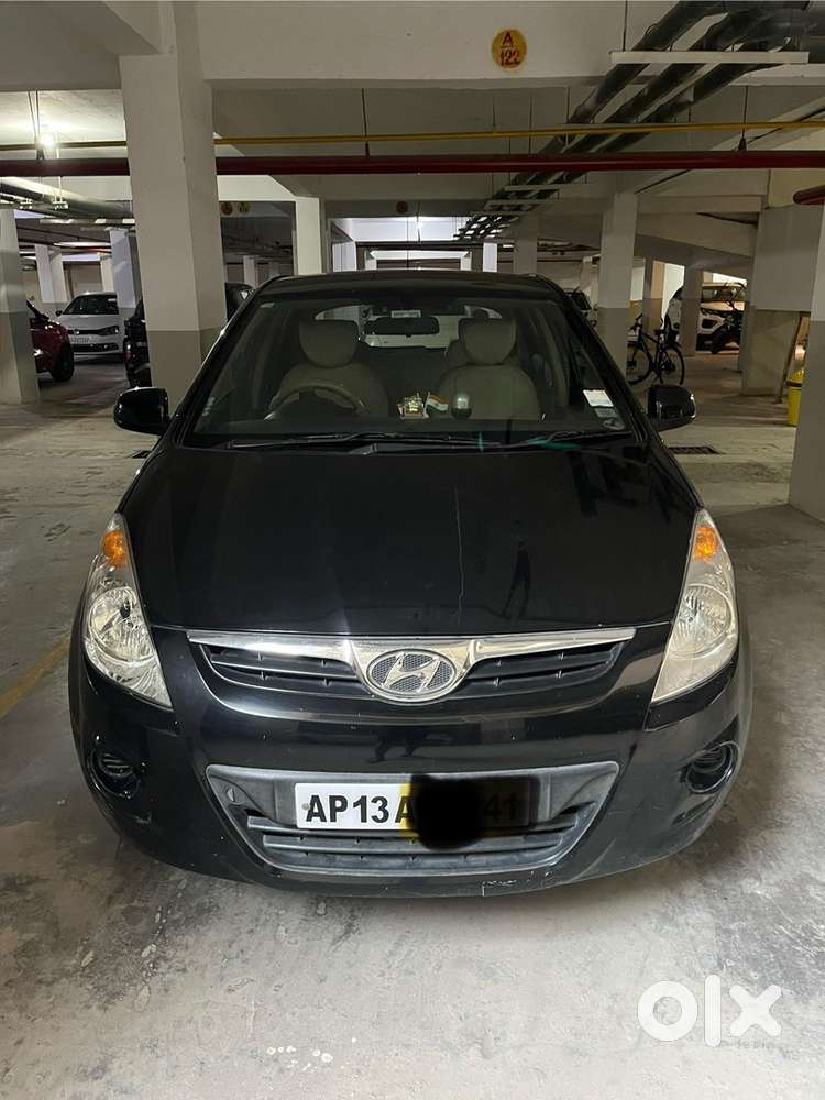 Hyundai I20 Magna Petrol 2012