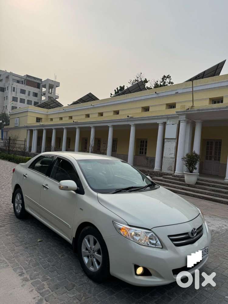 Toyota Corolla Altis