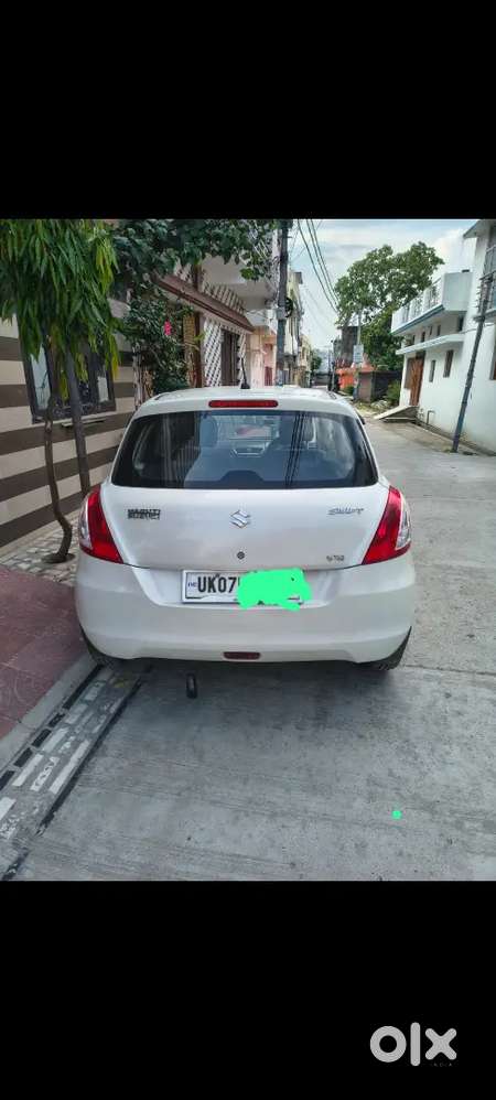 Bttry,charo Tyre New Hai. सर्विस भी अभी कराई है गाड़ी 1no है