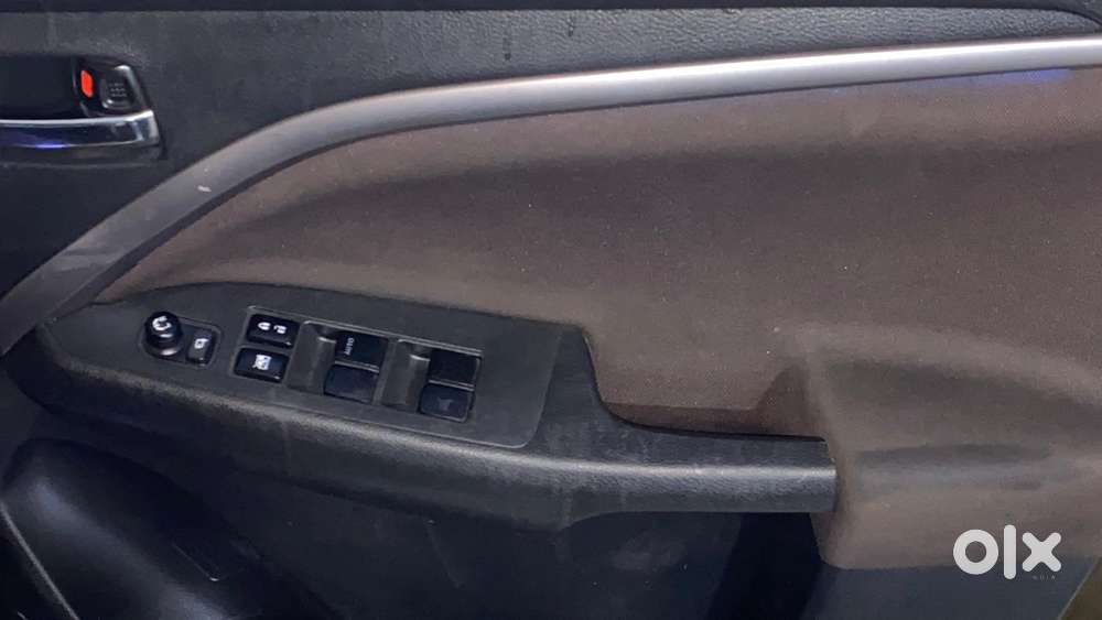 Maruti Suzuki Vitara Brezza 1.5 Zxi Plus At Dual Tone, 2024, Petrol