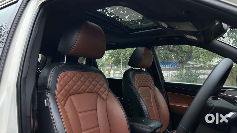 Mahindra Alturas G4 4wd At, 2019, Diesel