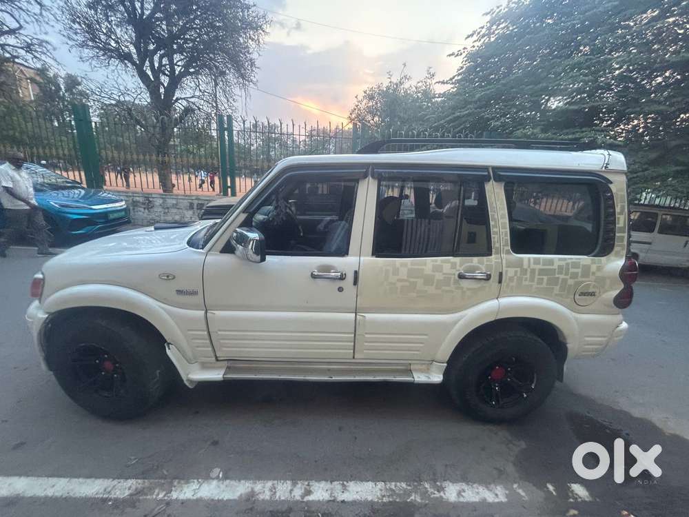 Mahindra Scorpio S2 7 Seater, 2007, Diesel