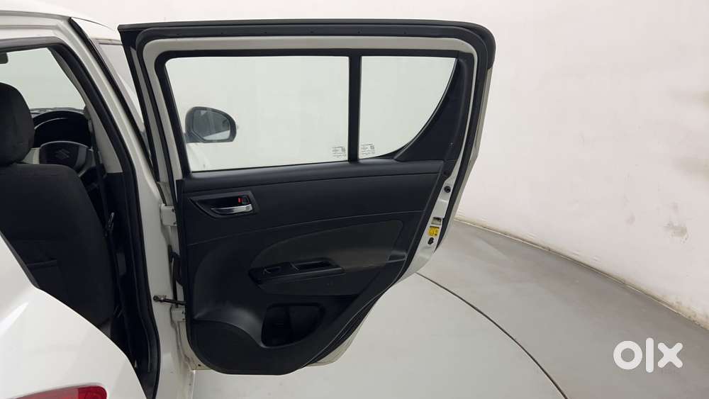 Maruti Suzuki Swift Vvt Vxi, 2016, Petrol