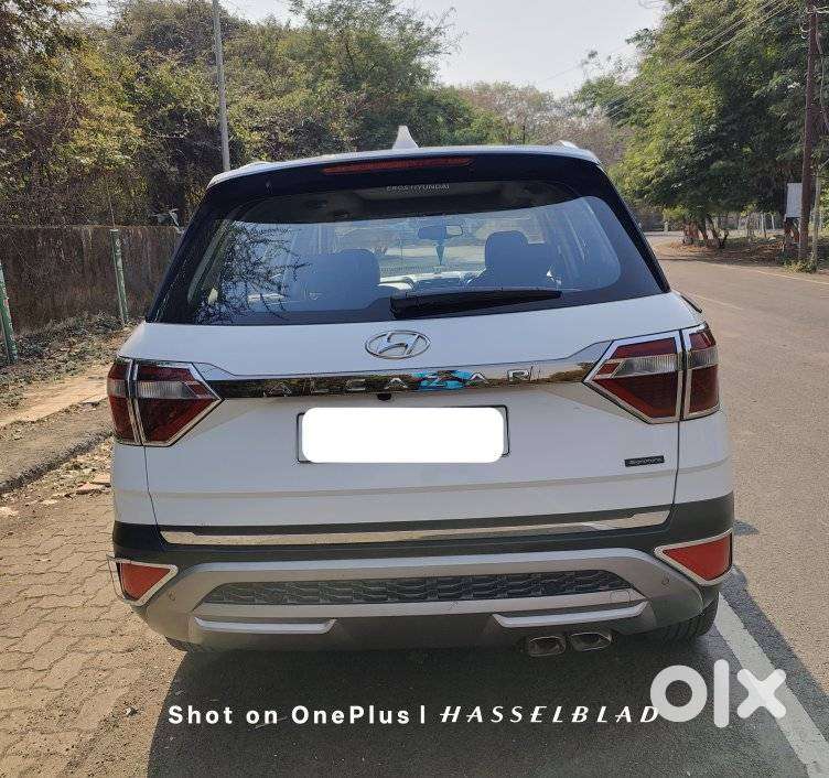 Hyundai Alcazar Signature (o) 7 Seater 1.5 Diesel At Adventure Dual ..