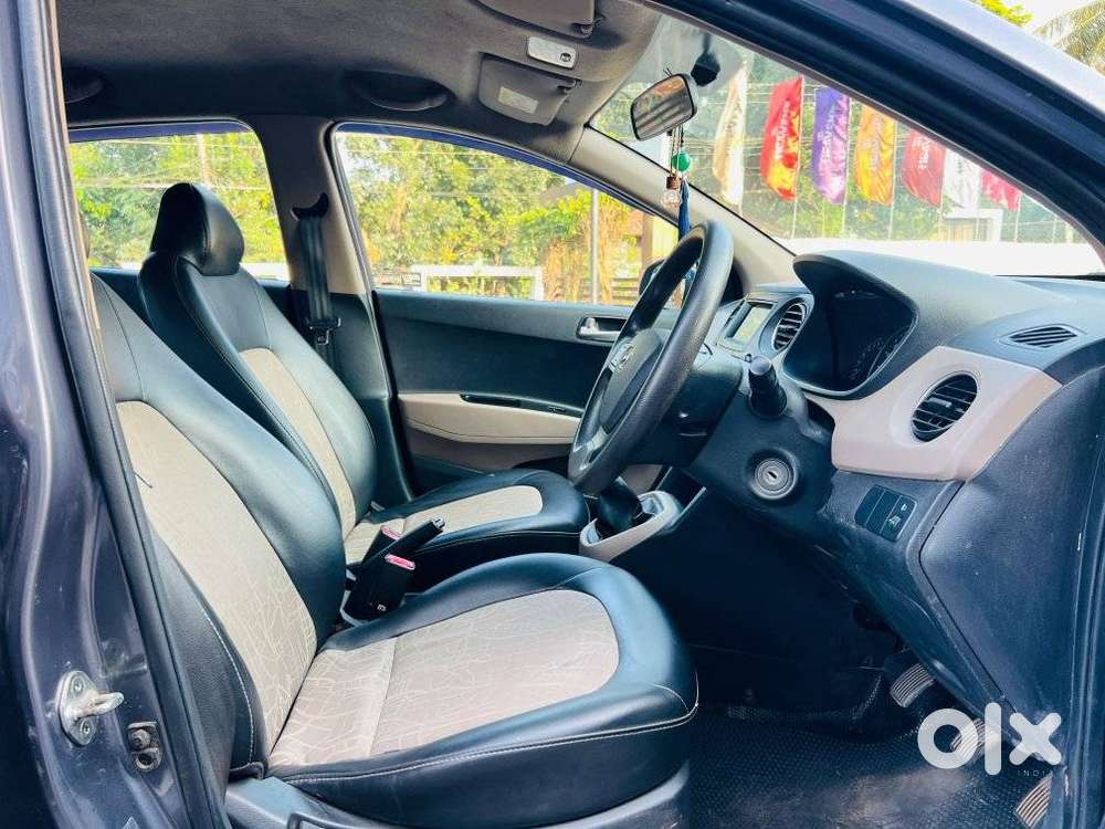 Hyundai I10 Sportz, 2017, Petrol