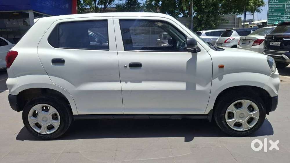 Maruti Suzuki S-presso Vxi Opt, 2021, Petrol