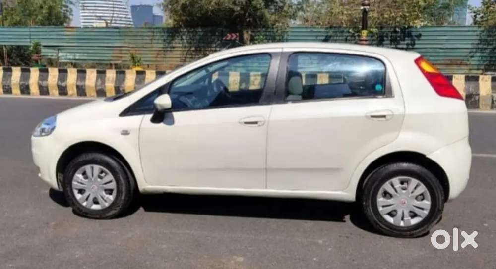 Fiat Grande Punto 2016 Diesel 60000 Km Driven