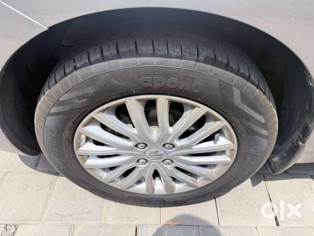 Maruti Suzuki Dzire Zxi Ags, 2021, Petrol