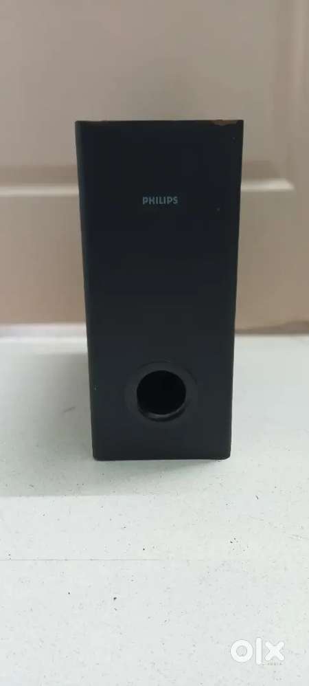 Philips hts3565/98
8-inch (20.3 cm) high-efficiency passive subwoofer.