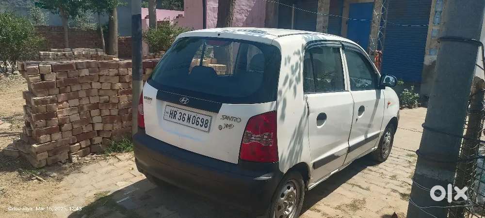 Sale And Exchange Hyundai Santro Xing 2010 Cng  90000 Km Driven