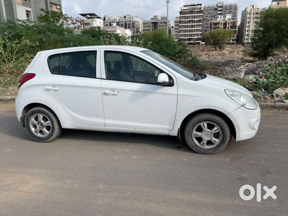 Hyundai I20 Spotz 2011