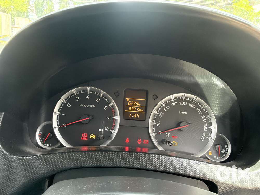 Maruti Suzuki Swift Vxi Optional, 2015, Petrol