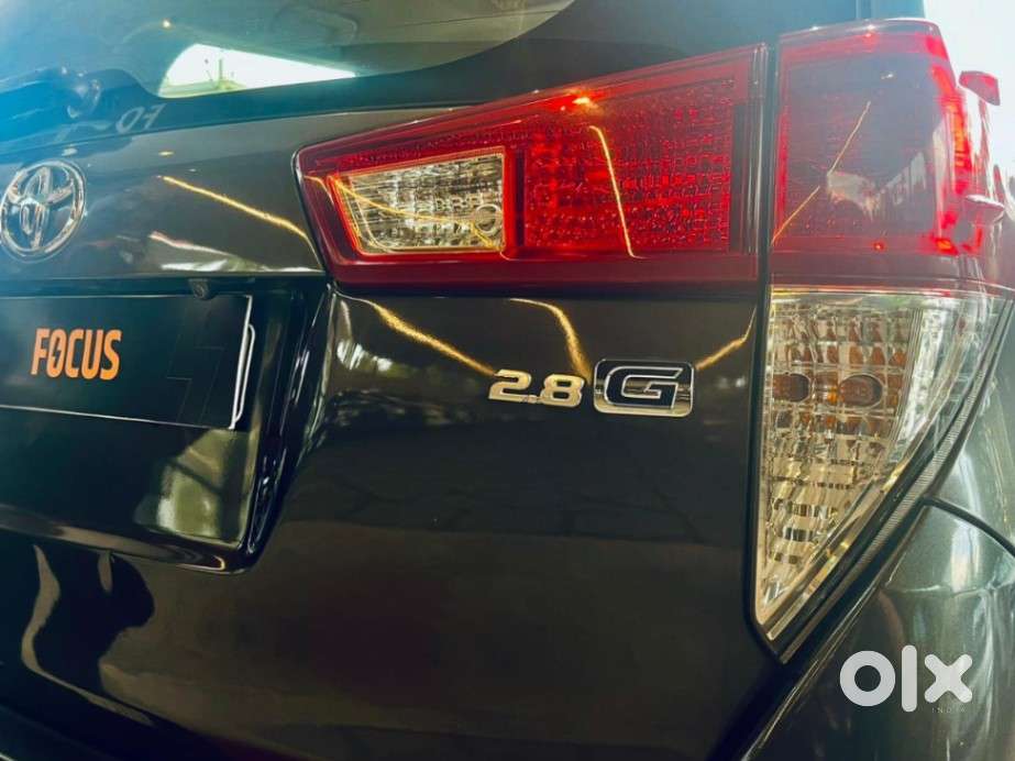 Toyota Innova Crysta 2.8 Gx At, 2016, Diesel