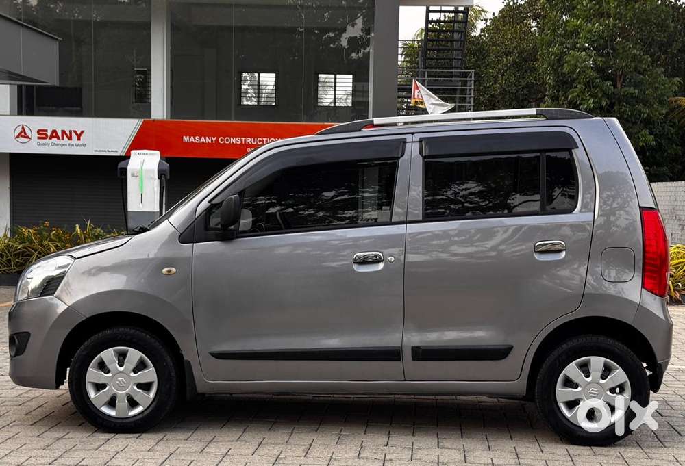 Maruti Suzuki Wagon R Lxi 1.0, 2018, Petrol