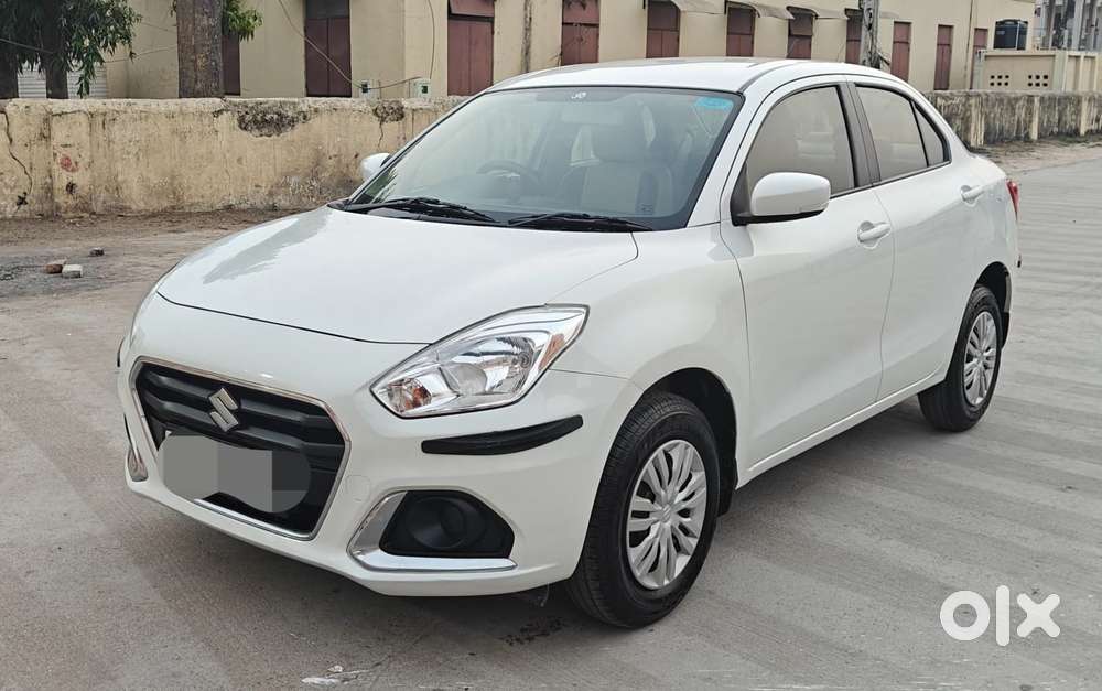 Maruti Suzuki Dzire 1.2 Vxi, 2022, Petrol