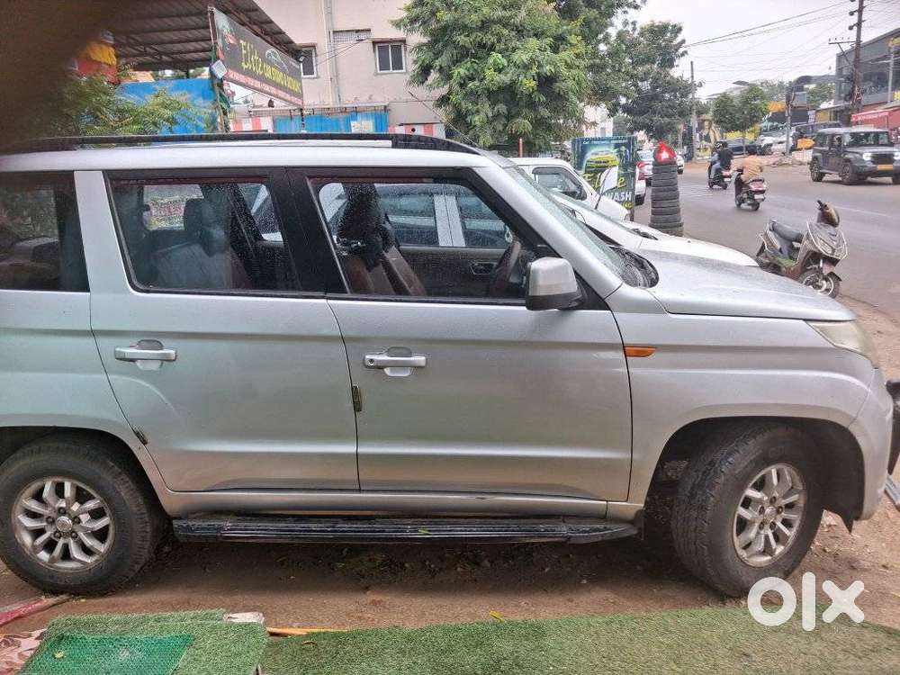 Mahindra Tuv 300 Mhawk100 T8, 2016, Diesel
