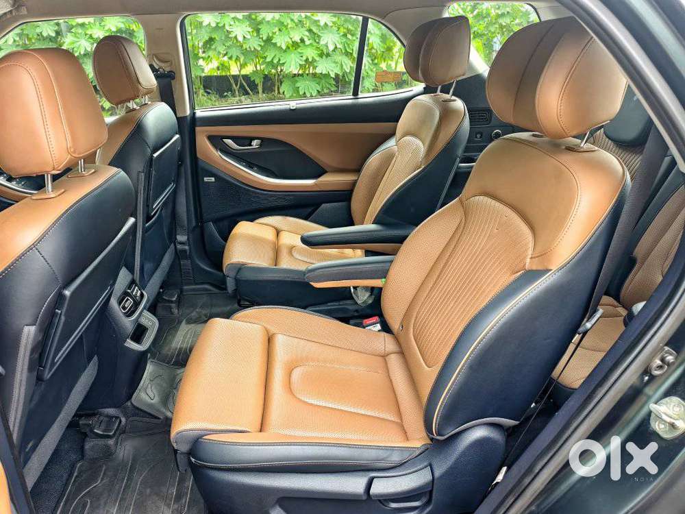 Hyundai Alcazar 2.0 Signature (o) Petrol At 6 Str, 2024, Diesel