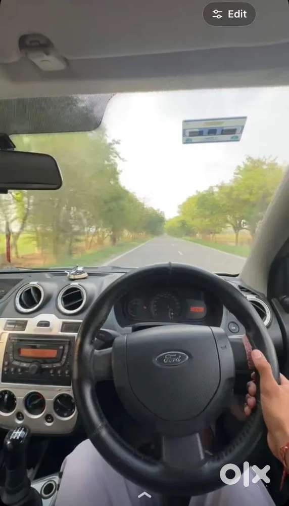 Ford Figo 2011 Diesel 140000 Km Driven