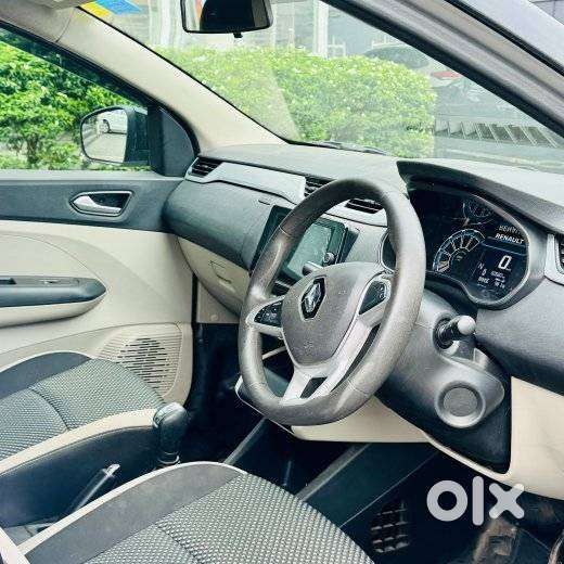 Renault Triber Rxz Easy-r Amt, 2022, Petrol