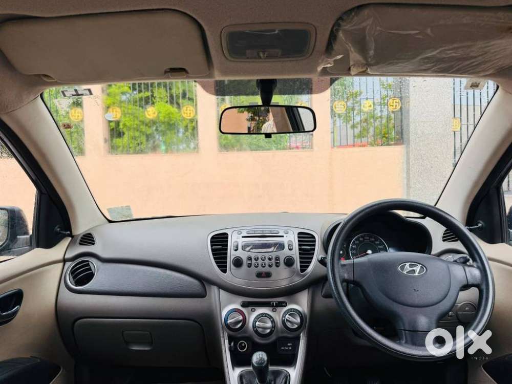 Hyundai I10 Sportz, 2016, Petrol