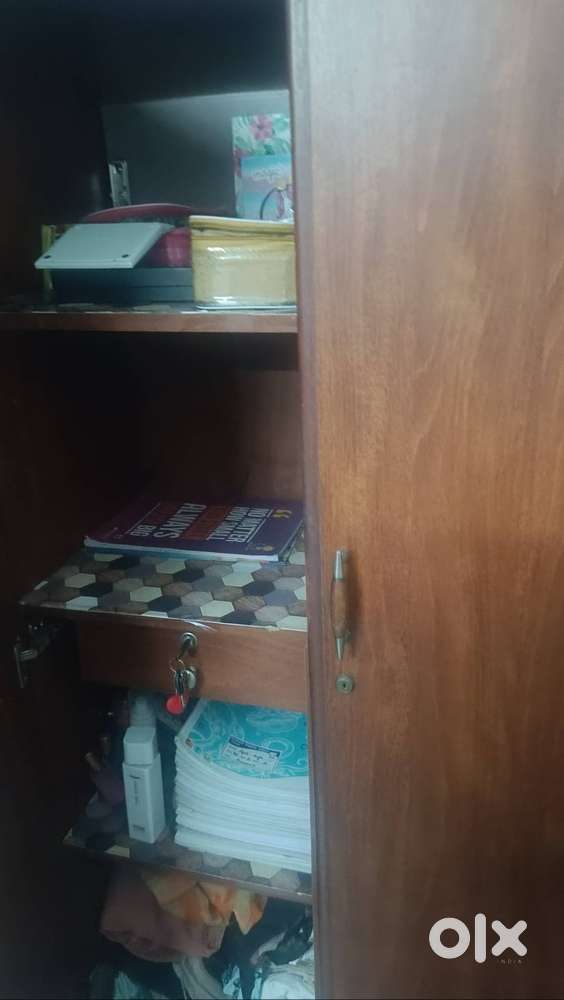 Used Cup board
