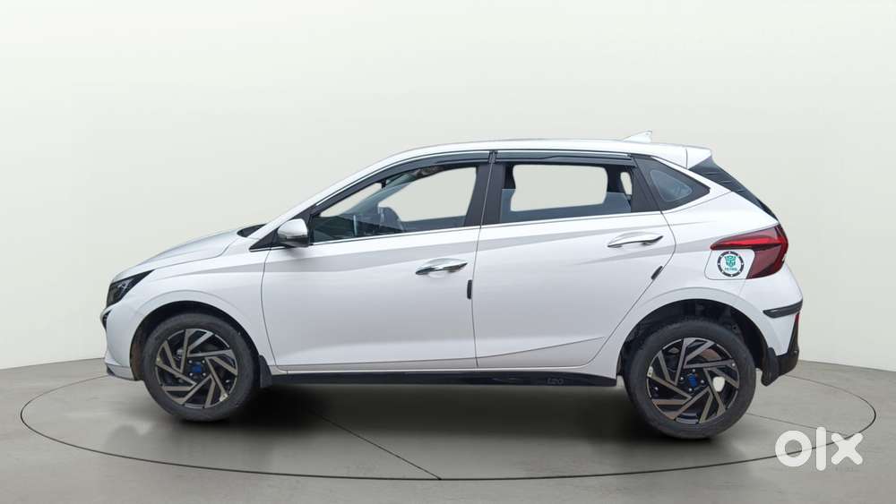 Hyundai New I20 1.2 Asta (o) Ivt, 2024, Petrol