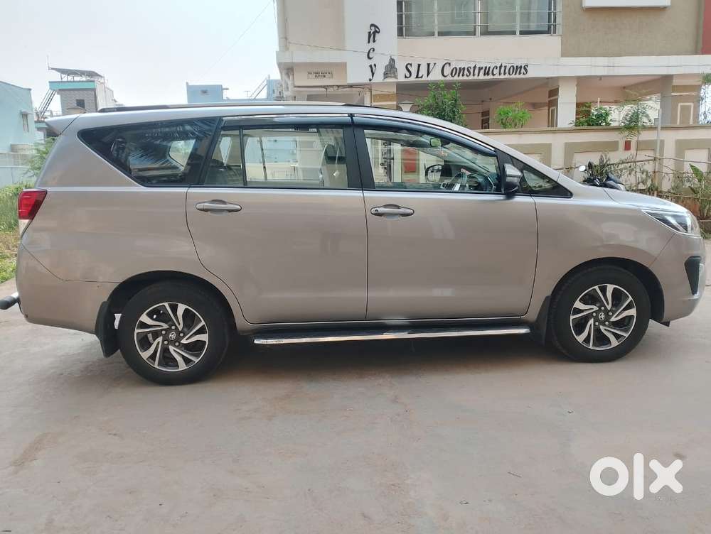 Toyota Innova Crysta 2.4 G Plus Mt 7 Str, 2021, Diesel