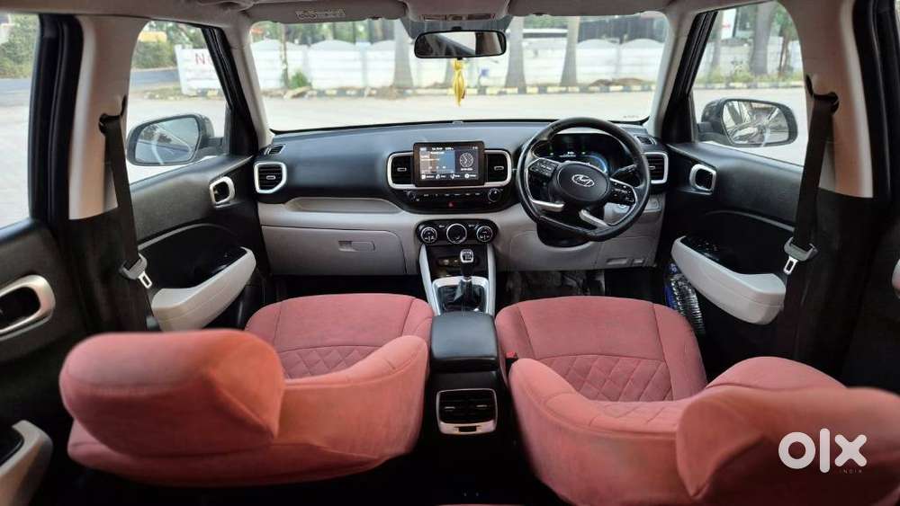 Hyundai Venue Sx Mt, 2023, Diesel