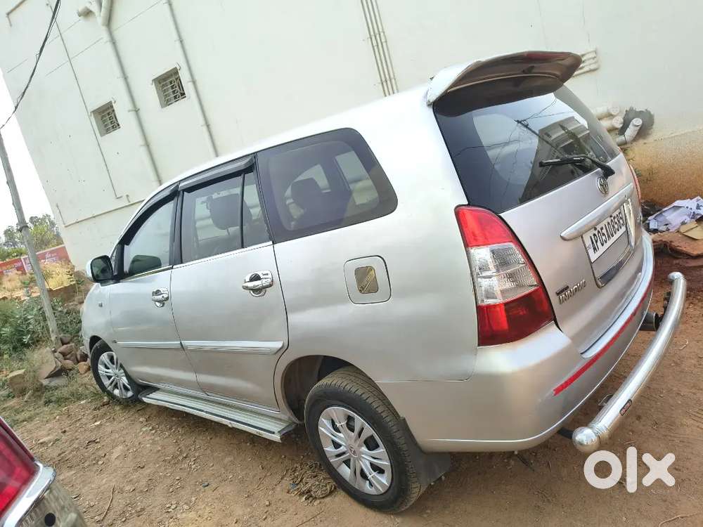 Toyota Innova 2007 Diesel 280000 Km Driven