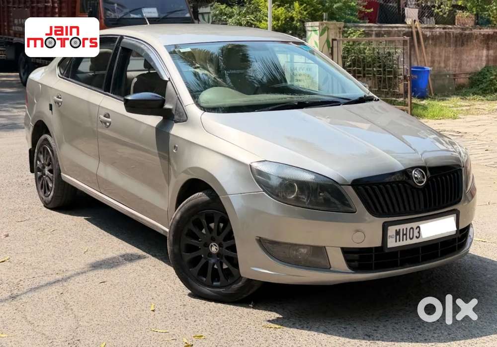 Skoda Rapid 1.6 Mpi At Ambition, 2015, Petrol