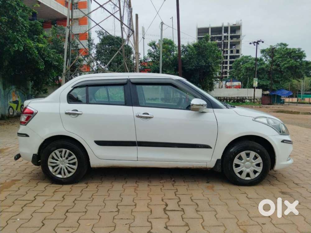 Maruti Suzuki Swift Dzire Vxi(o) At, 2017, Petrol