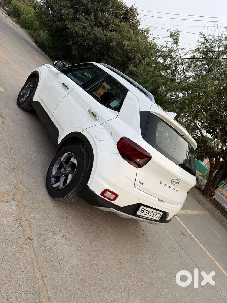 Hyundai Venue 2021 Diesel Car