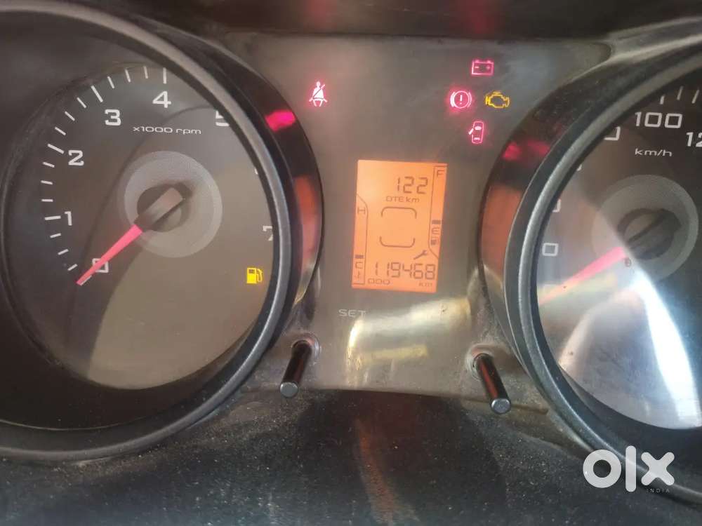 Mahindra Tuv 300 Plus 2019 Diesel 115000 Km Driven