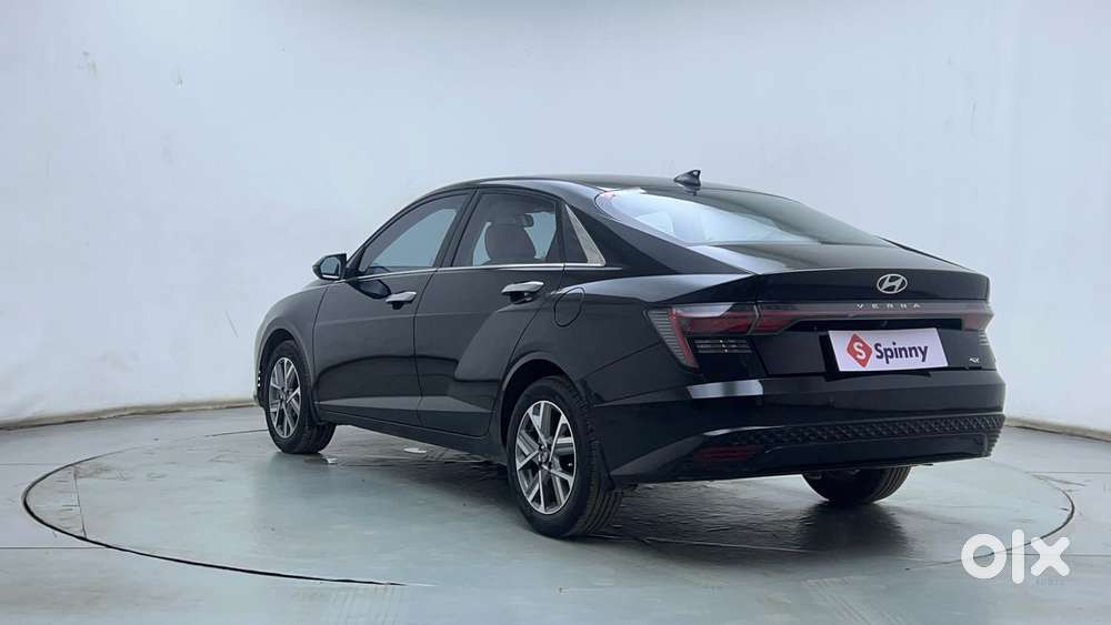 Hyundai Verna 1.5 Sx (o) Vtvt Ivt, 2023, Petrol