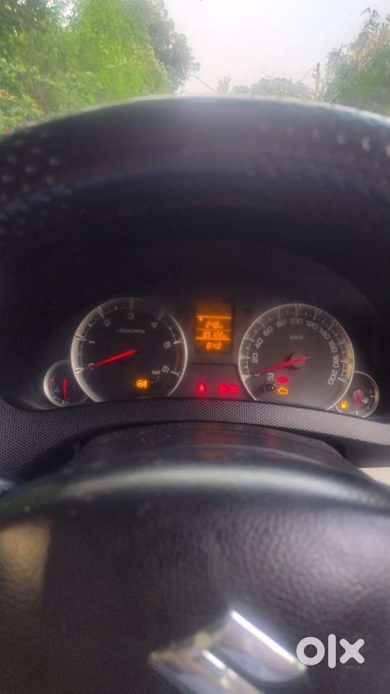 Maruti Suzuki Swift Dzire, 2015, Diesel