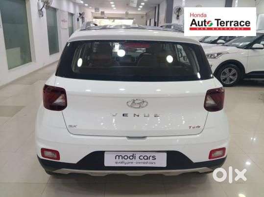 Hyundai Venue 1.0 Sx Turbo Imt, 2021, Petrol