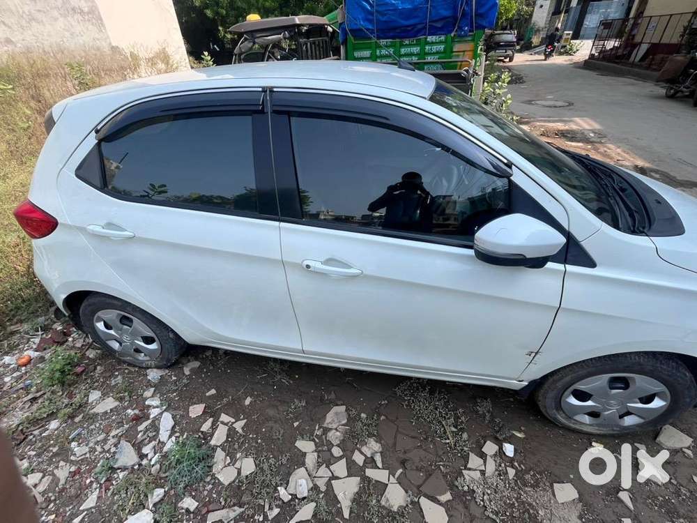 Tata Tiago Petrol Manual 2017