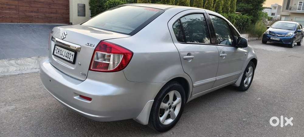 Maruti Suzuki Sx4 Zxi, 2009, Petrol