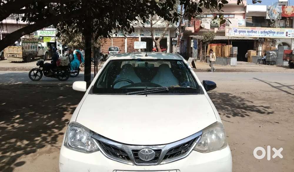 Toyota Etios 2012 Petrol Well Maintained