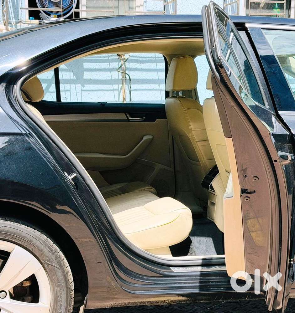 Skoda Superb 1.8 Elegance Tsi At, 2018, Petrol