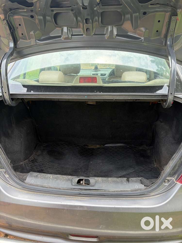 Maruti Suzuki Swift Dzire 2014 Diesel Well Maintained