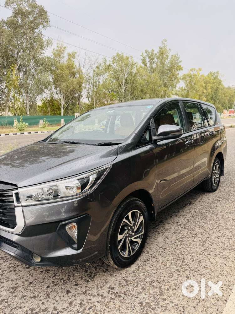 Toyota Innova Crysta [2020-ongoing] 2.4 Gx At 7 Str, 2021, Diesel