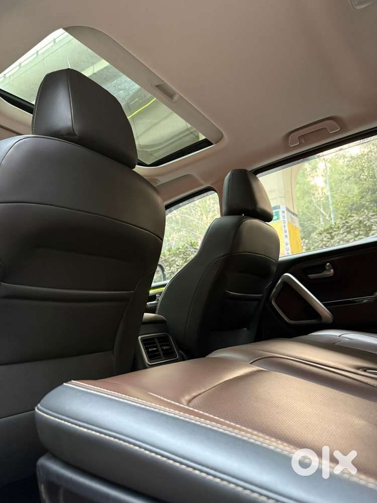Mahindra Scorpio-n 2.0 Z8 L Petrol At 7 Str, 2022, Petrol