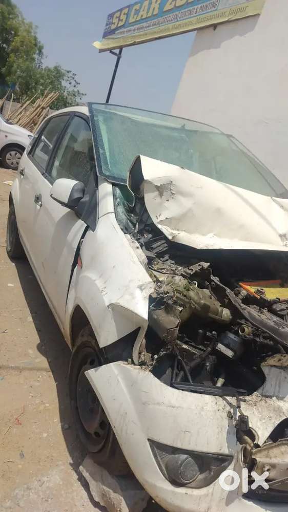 Ford Figo 2013 Diesel 150000 Km Driven