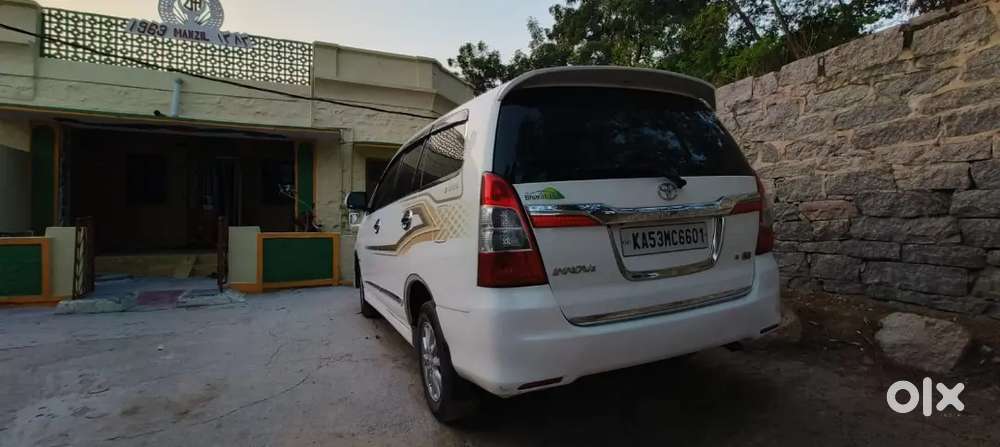Innova White Colour