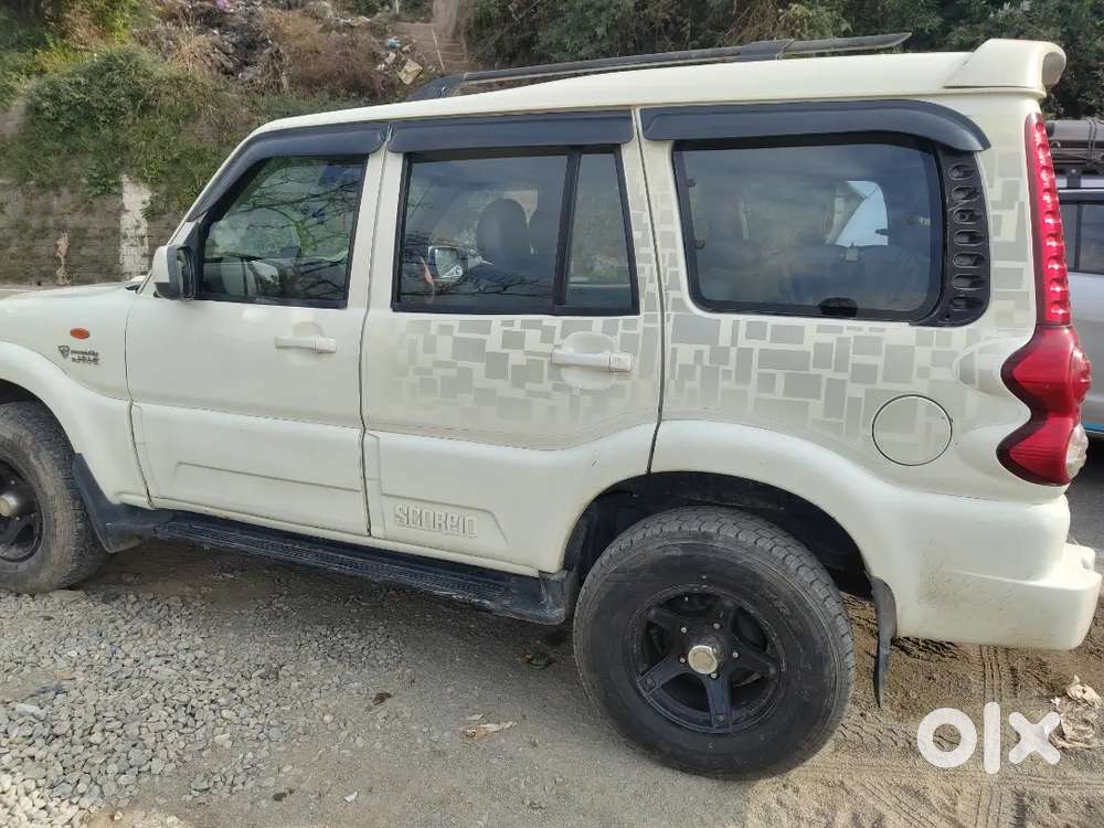 Mahindra Scorpio 2013 Diesel Well Maintained