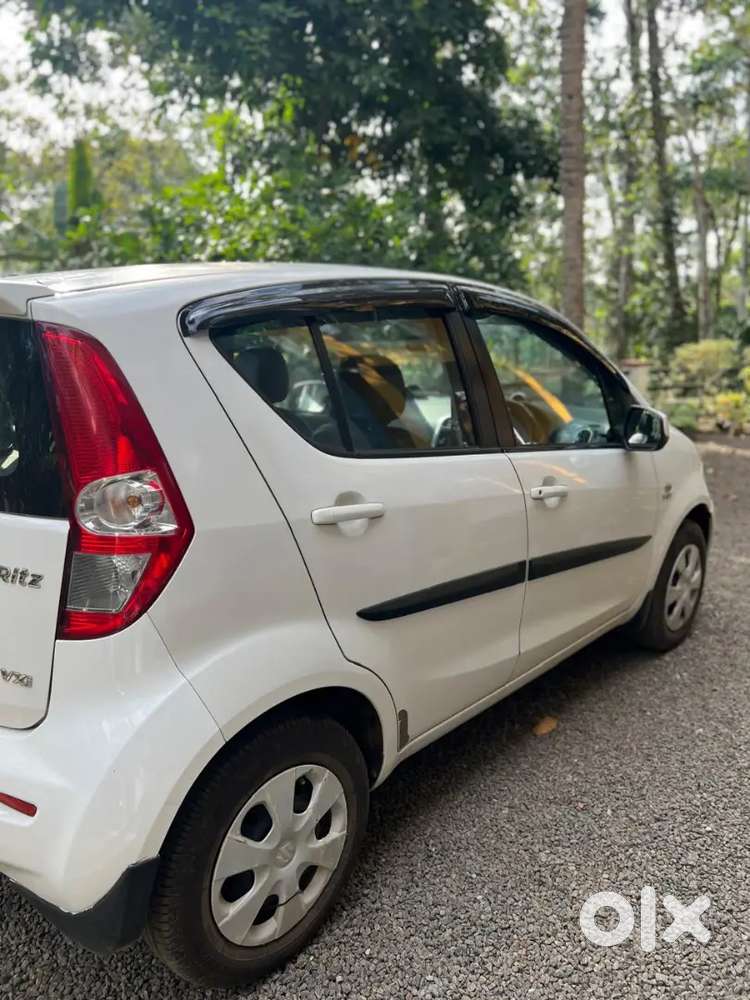 Maruti Suzuki Ritz Vxi 2015