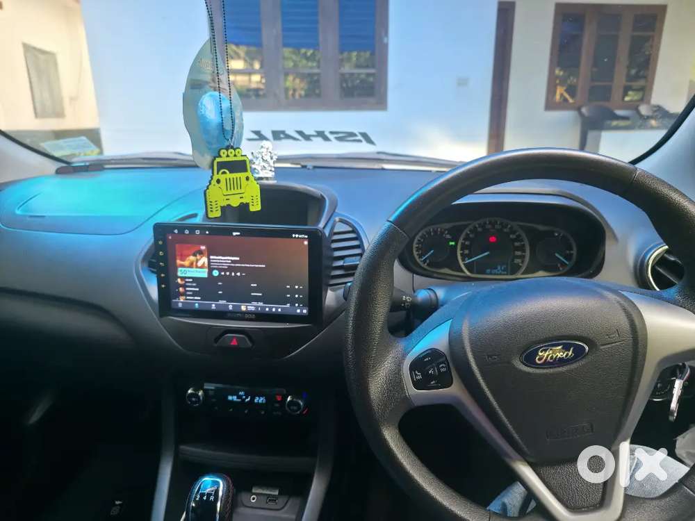 Ford Figo Titanium Plus 2015 Petrol