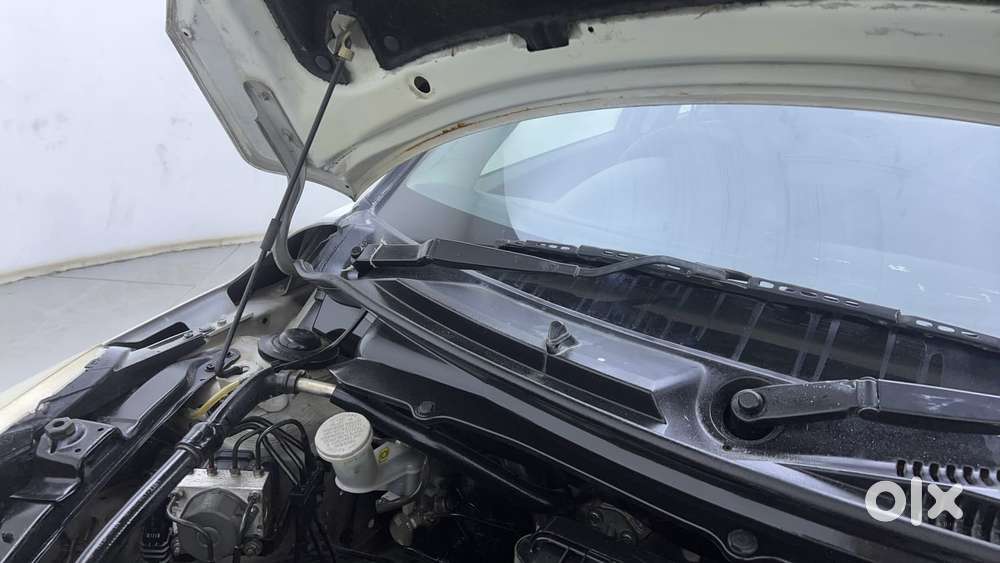 Maruti Suzuki Swift 1.3 Zxi, 2015, Petrol